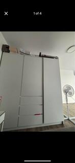 Mooie witte kast moet zelf worden uitgehaald bij ophalen!, Huis en Inrichting, Ophalen, Zo goed als nieuw, 25 tot 50 cm, 150 tot 200 cm