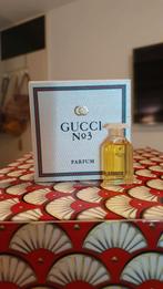 Vintage parfum miniatuur Gucci No 3ml parfum, Ophalen of Verzenden, Zo goed als nieuw