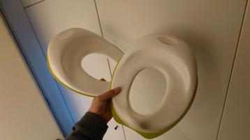 2 Ikea TOSSIG wc-verkleiners. 2 stuks! beschikbaar voor biedingen