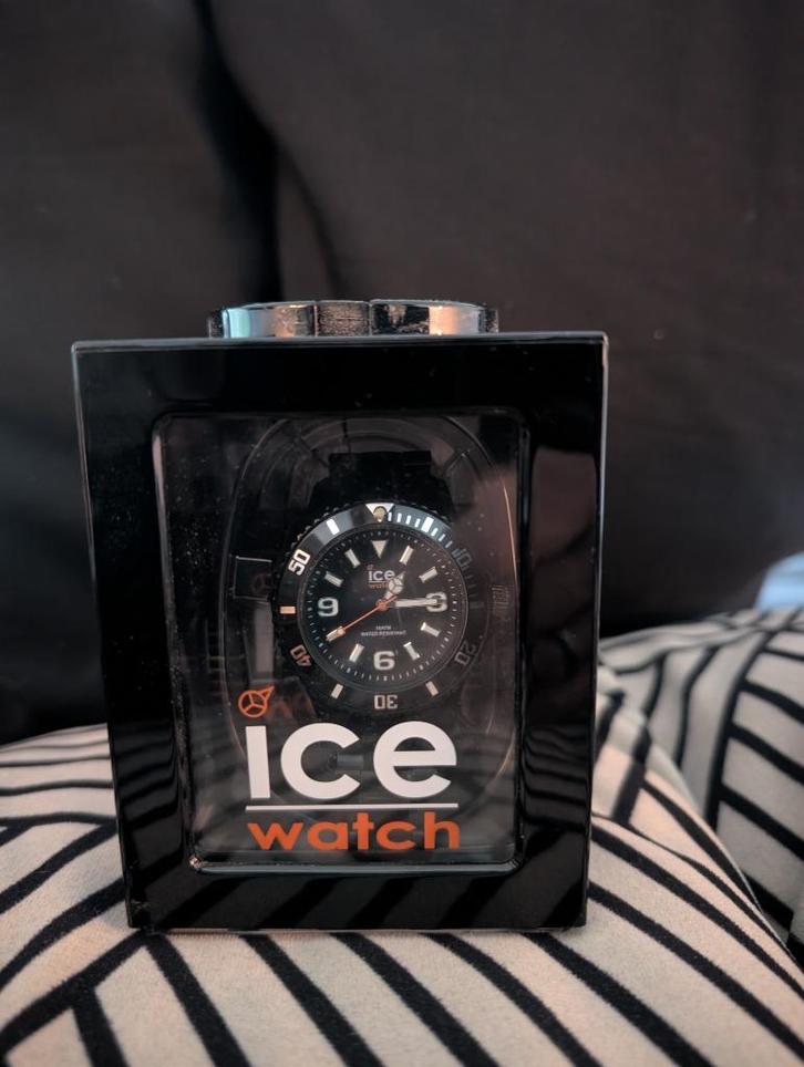 Horloges: Ice, Swatch en Little Marcel, Sieraden, Tassen en Uiterlijk, Horloges | Dames, Zo goed als nieuw, Polshorloge, Overige merken