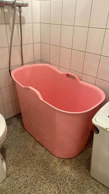 Losstaand Bad beschikbaar voor biedingen