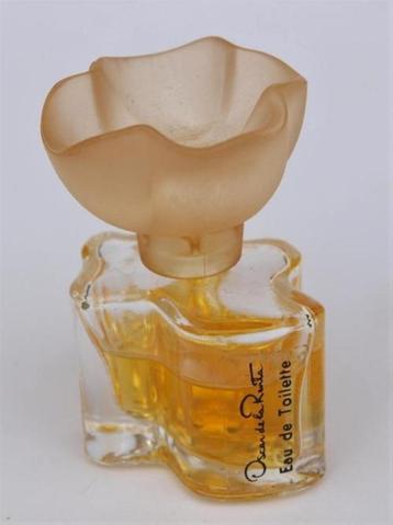 Oscar de la Renta - Eau de toilette - grotendeels gevuld beschikbaar voor biedingen