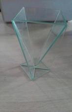 plexiglas vaas driehoek en vierkant, Huis en Inrichting, Woonaccessoires | Vazen, Ophalen of Verzenden, Zo goed als nieuw, Glas