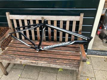 Specialized Hardrock maat 21 inch (xl) 29-er beschikbaar voor biedingen