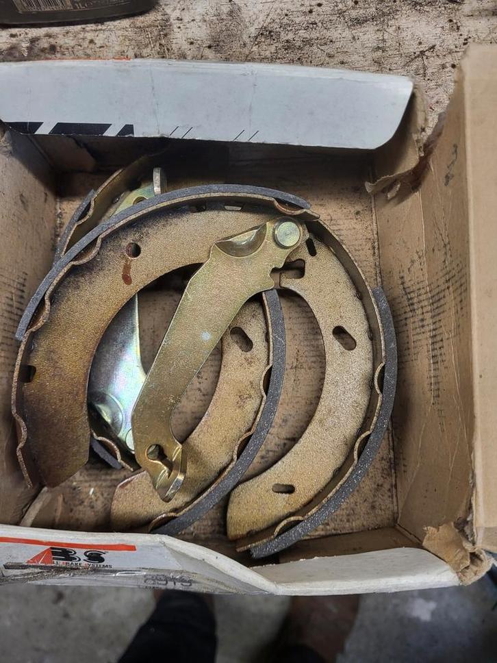 Remvoering ford escort / orion nieuw, Auto-onderdelen, Remmen en Aandrijving, Ford, Nieuw, Ophalen of Verzenden