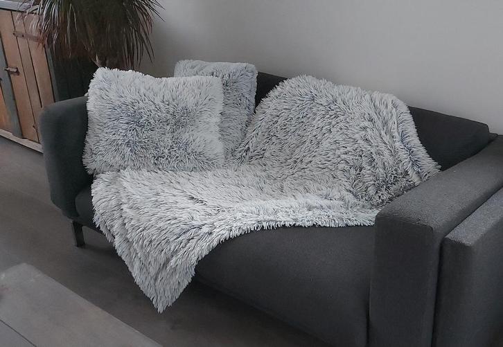 Teddy Fleece Bank Plaid, met 2 Kussens!, Huis en Inrichting, Woonaccessoires | Kussens, Zo goed als nieuw, Grijs, Vierkant, Ophalen of Verzenden