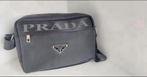 Prada schoudertas, Sieraden, Tassen en Uiterlijk, Tassen | Schoudertassen, Ophalen of Verzenden, Nieuw, Zwart