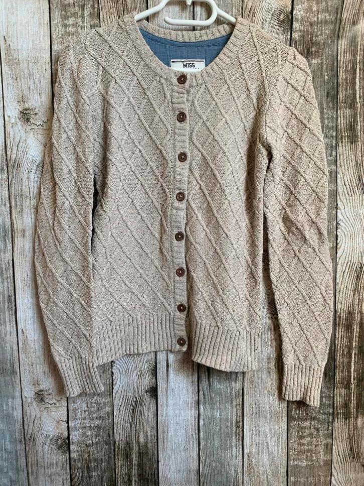 Super leuk beige vestje van Miss America (Maat S), Kleding | Dames, Truien en Vesten, Gedragen, Maat 36 (S), Beige, Verzenden