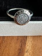 Pandora ring met zirkonia steentjes, Sieraden, Tassen en Uiterlijk, Ringen, Ophalen of Verzenden, Zo goed als nieuw, Zilver, Dame