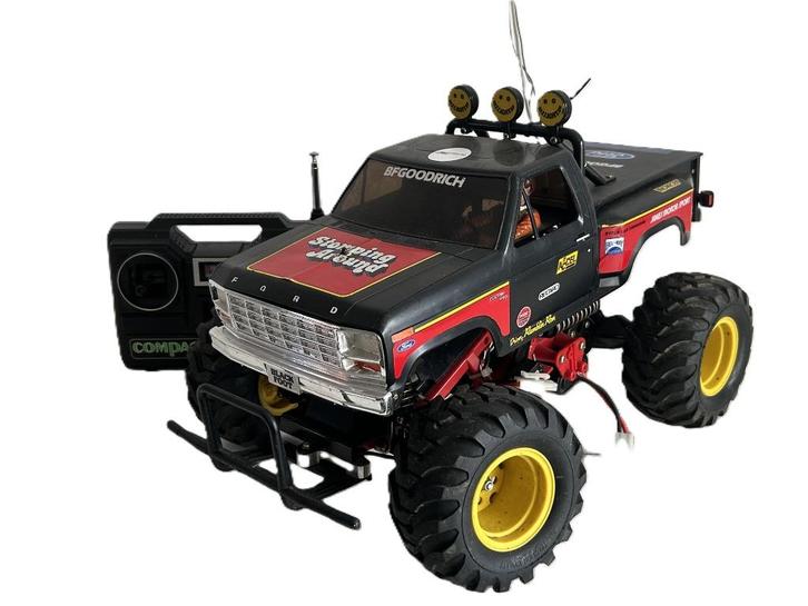 Vintage Tamiya Blackfoot 1/10 rc auto, Hobby en Vrije tijd, Modelbouw | Radiografisch | Auto's, Gebruikt, Auto offroad, Elektro