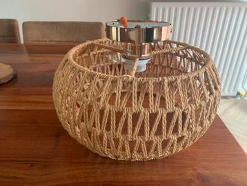 Rieten Plafondlamp beschikbaar voor biedingen