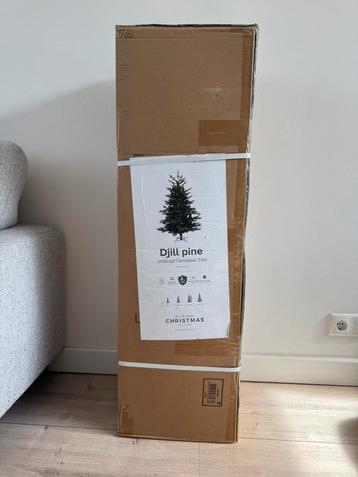 Nieuw Kunstkerstboom 185 cm beschikbaar voor biedingen