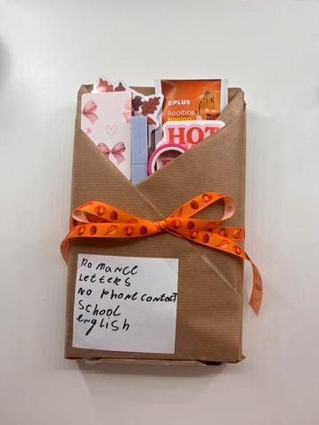 Blind date book beschikbaar voor biedingen