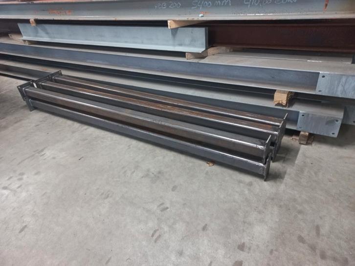 Stalen kokers / ijzeren kokers / staanders, Doe-het-zelf en Verbouw, Metalen, Nieuw, IJzer, Ophalen