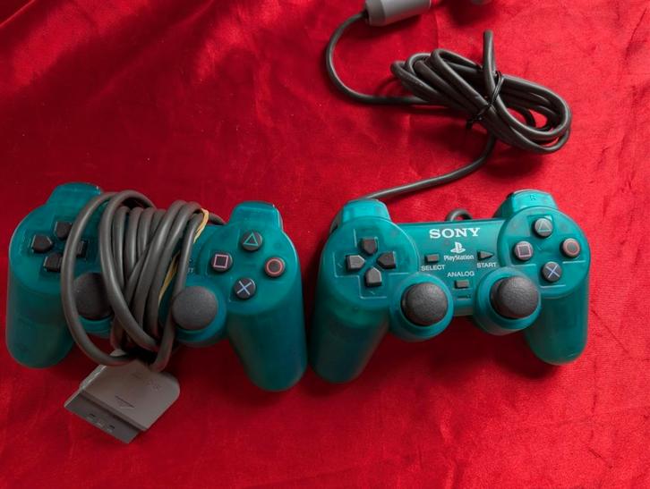 PlayStation 1 controller / kleur groen ) per stuk bieden, Spelcomputers en Games, Spelcomputers | Sony PlayStation Consoles | Accessoires