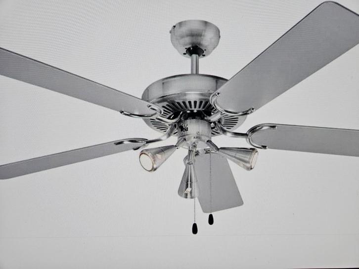 Zilveren Plafondventilator met Verlichting AEG DVL 5667, Huis en Inrichting, Lampen | Plafondlampen, Gebruikt, Metaal, Ophalen