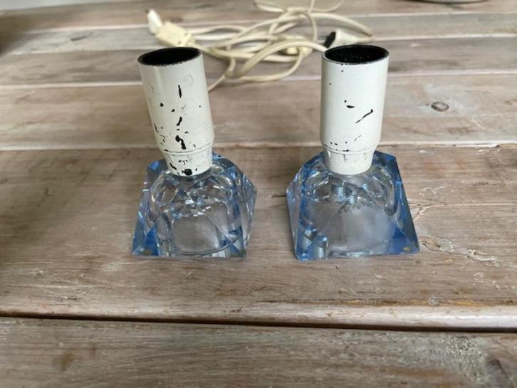 2 vintage blauw glazen lampenvoet. Handgeslepen Bleikristal., Antiek en Kunst, Antiek | Lampen, Ophalen