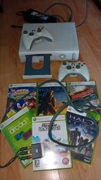 Xbox 360 plus 2 contolers en spellen, Spelcomputers en Games, Spelcomputers | Xbox 360, Ophalen of Verzenden, 360 S, Zo goed als nieuw