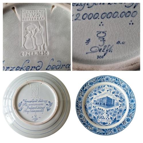 4 delfts blauwe borden Porcelijnen Fles, Antiek en Kunst, Antiek | Keramiek en Aardewerk, Ophalen of Verzenden