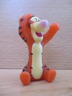 Disney Winnie de Poeh Teigetje poppetje zittend 6cm, Ophalen of Verzenden, Winnie de Poeh of vrienden, Gebruikt, Beeldje of Figuurtje