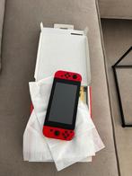 Switch + Super Mario Odyssey, Spelcomputers en Games, Ophalen, Zo goed als nieuw, Met 1 controller, Switch Original
