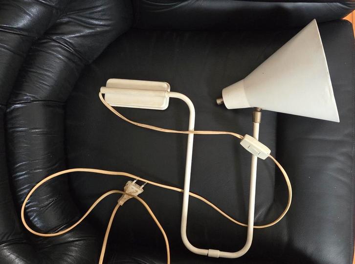 Anvia Elbow of paperclip wand lamp design Hoogervorst., Huis en Inrichting, Lampen | Wandlampen, Ophalen of Verzenden