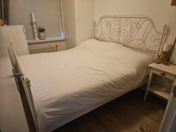 Ikea Leivrik bed 180x200 wit. - afbeelding 1