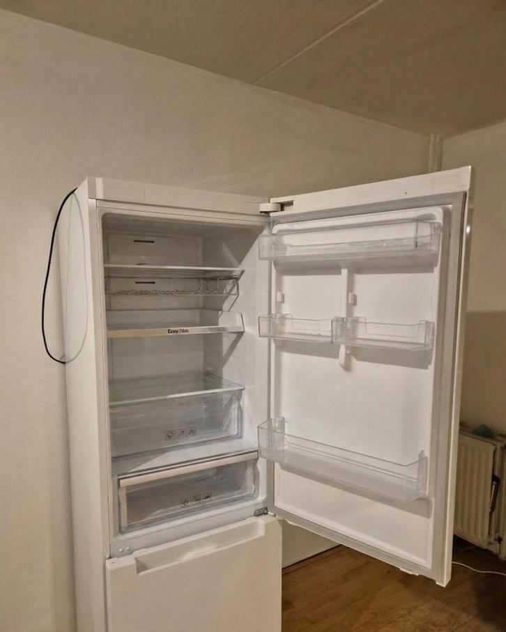 Samsung Koel-vriescombinatie RB31FERNCWW – 304L – No Frost –, Witgoed en Apparatuur, Koelkasten en IJskasten, Zo goed als nieuw