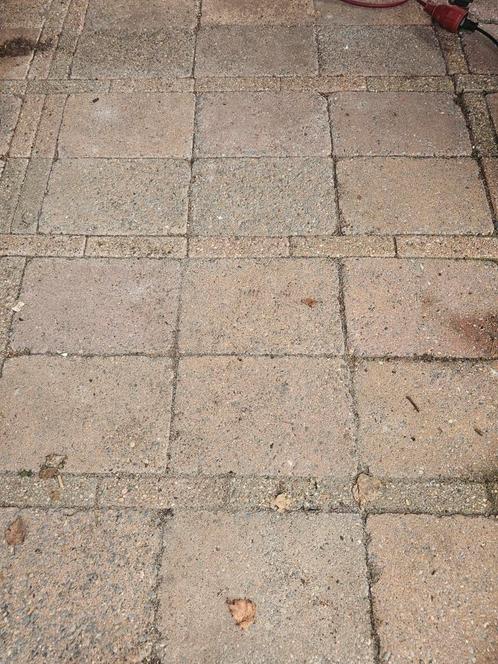 Gratis tegels en klinkers 30m2, Tuin en Terras, Tegels en Klinkers, Gebruikt, Terrastegels, Beton, 10 m² of meer, Ophalen