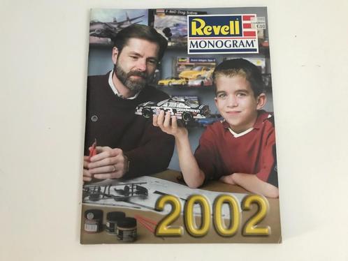 Revell monogram 2002, Boeken, Catalogussen en Folders, Gelezen, Ophalen of Verzenden