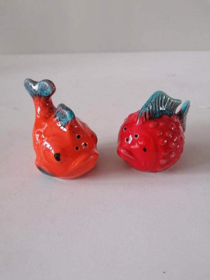 vaullaris retro seventies peper en zout stel in de vorm vis, Antiek en Kunst, Antiek | Keramiek en Aardewerk, Ophalen of Verzenden