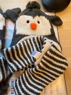 leuke winterset Pinqiuin: muts, sjaal en wantjes. Nieuw, Ophalen of Verzenden, Nieuw, Jongen of Meisje, Setje