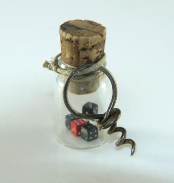 Antieke miniatuur Clough kurkentrekker setje beschikbaar voor biedingen