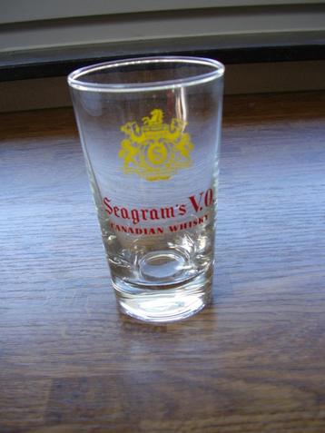 Glas Whisky  Seagram's beschikbaar voor biedingen