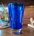 Kobalt blauw vaas
Glas, Huis en Inrichting, Blauw, Ophalen of Verzenden, Minder dan 50 cm, Glas