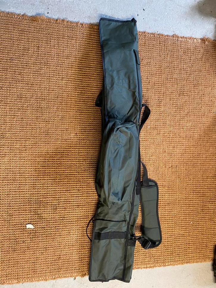 Nieuw Ultimate 2 rod foudraal 130 cm, Watersport en Boten, Hengelsport | Karpervissen, Zo goed als nieuw, Overige typen, Ophalen of Verzenden