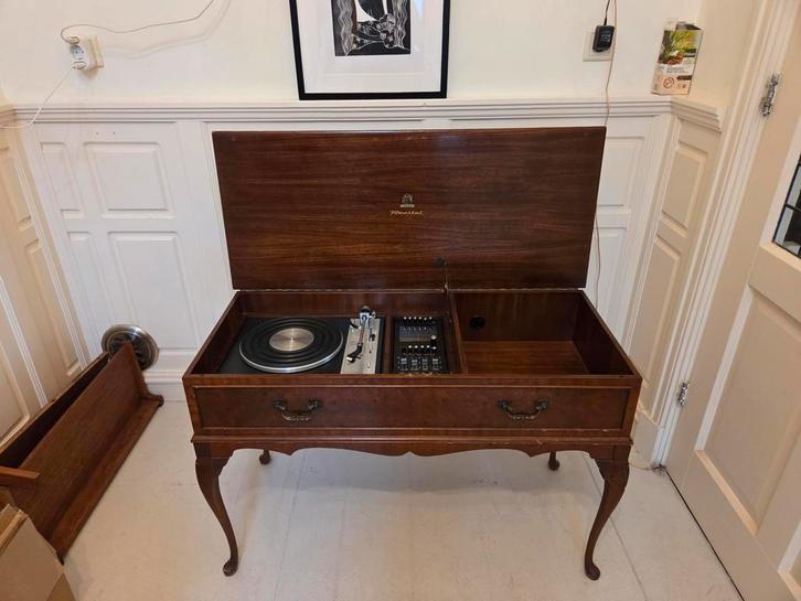 Vintage Dynatron muziekmeubel- model HFC 62 - werkend, Antiek en Kunst, Antiek | Tv's en Audio, Ophalen