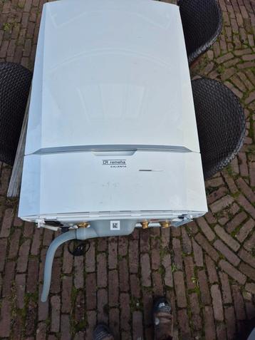 Remeha Calenta C40 CV-ketel (2015) - Recent Onderhoud! beschikbaar voor biedingen