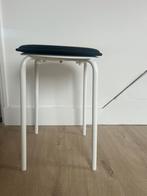 Kruk met zwart kussentje van IKEA te koop, Ophalen of Verzenden, Zo goed als nieuw