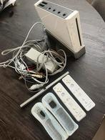 Wii + spellen en accesoires, Ophalen of Verzenden, Gebruikt, Met 2 controllers, Met games