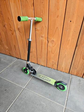 Groene step beschikbaar voor biedingen
