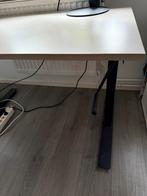 IKEA Trotten, zit sta bureau, Huis en Inrichting, Bureaus, Ophalen, Zo goed als nieuw