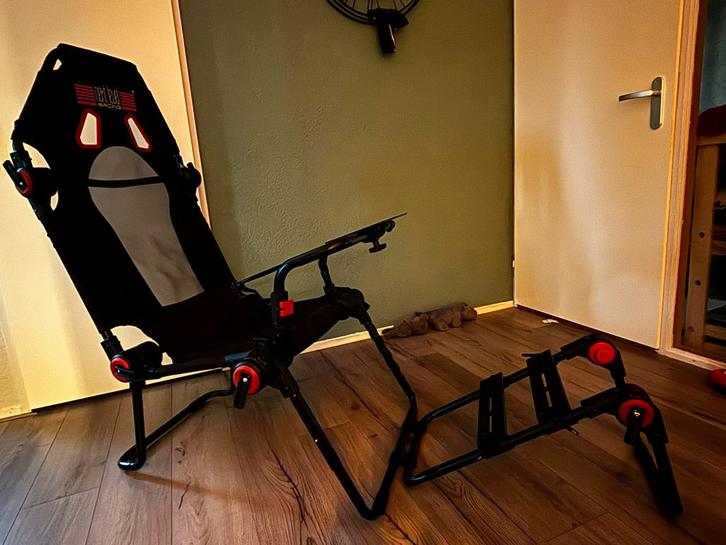 Next Level Racing F-GT Racestoel, Spelcomputers en Games, Spelcomputers | Overige, Zo goed als nieuw, Ophalen