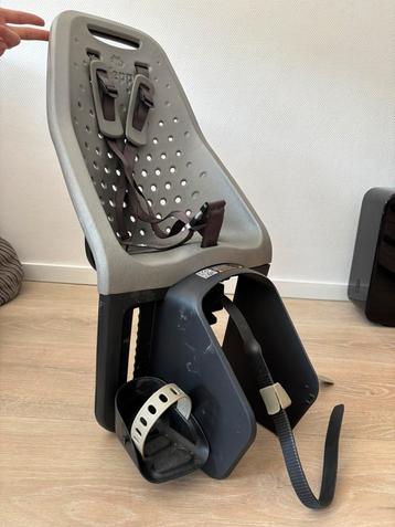 Thule yepp maxi easyfit fietsstoeltje beschikbaar voor biedingen