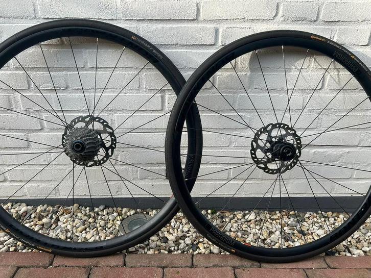 Bontrager Paradigm wielset, Fietsen en Brommers, Fietsonderdelen, Zo goed als nieuw, Racefiets, Wiel, Ophalen of Verzenden