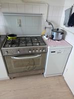 Bieden. Kleine vaatwasser, gasfornuis/oven, koelkast, Witgoed en Apparatuur, Fornuizen, Gebruikt, Gas, 4 kookzones, Ophalen of Verzenden