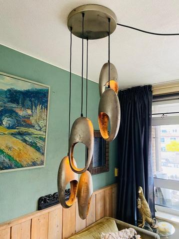 Moderne hanglamp met organisch design – verstelbaa beschikbaar voor biedingen