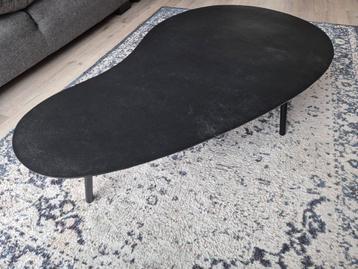 Salontafel organische vorm 118cm beschikbaar voor biedingen