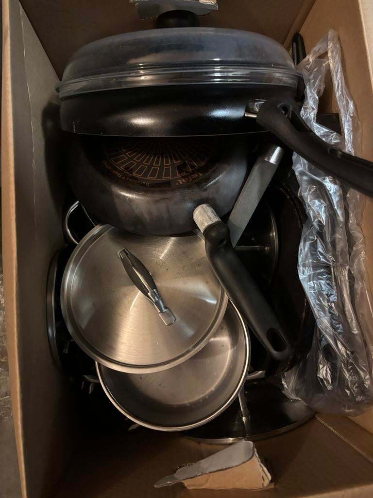 Compleet kookset, Ophalen, Zo goed als nieuw, Rvs, Pannenset