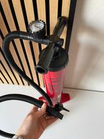 Decathlon Quechua pomp, Ophalen of Verzenden, Zo goed als nieuw, Handmatig